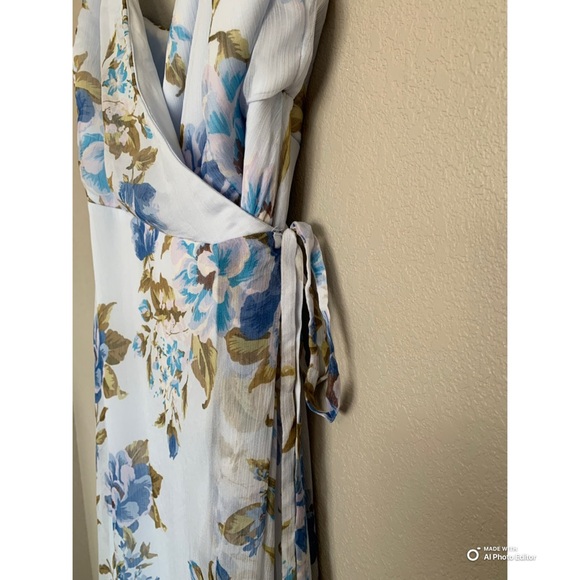 NEW Lulu's White Maxi Dress with Blue Floral Print - Picture 5 of 16
